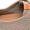 Comandă Încălțăminte Damă, la Reducere  Pantofi CLARKS gri, UNRIOTI, din nabuc Branduri de top ✓