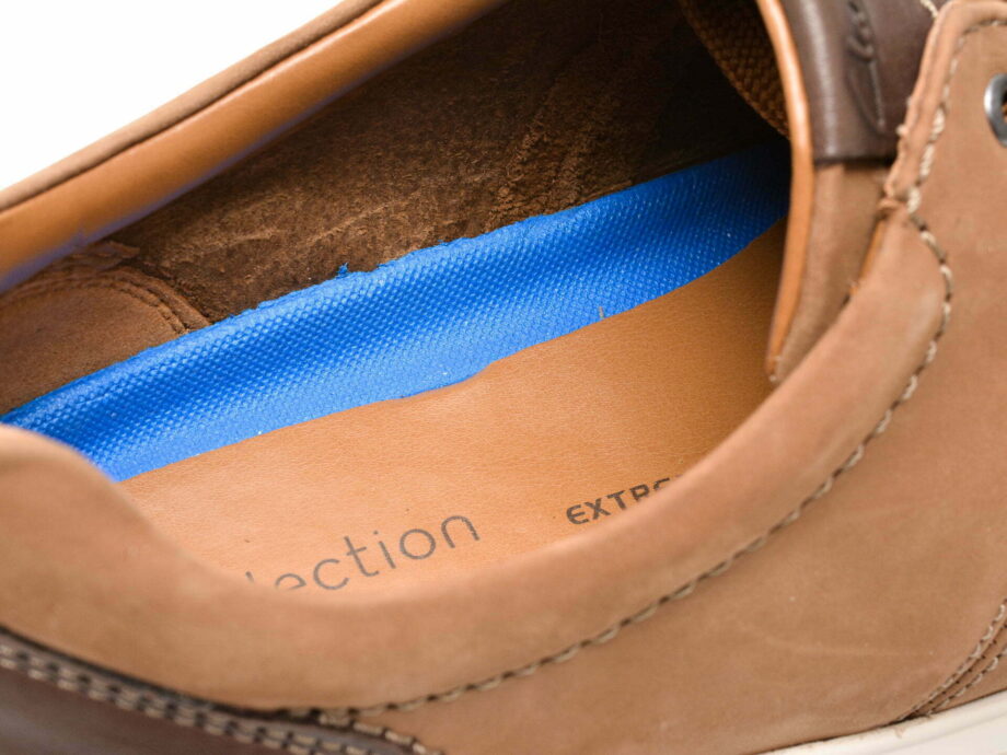 Comandă Încălțăminte Damă, la Reducere  Pantofi CLARKS maro, CAMBRO LACE, din nabuc Branduri de top ✓