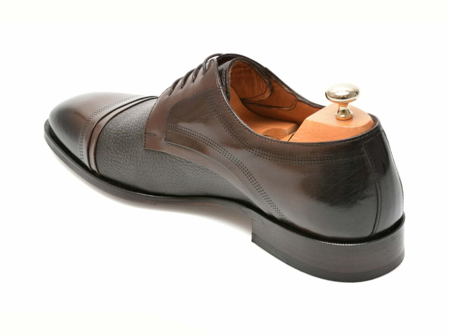 Comandă Încălțăminte Damă, la Reducere  Pantofi LE COLONEL maro, 48470, din piele naturala Branduri de top ✓