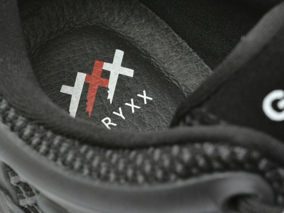 Comandă Încălțăminte Damă, la Reducere  Pantofi sport GRYXX negri, 21729, din material textil si piele naturala Branduri de top ✓