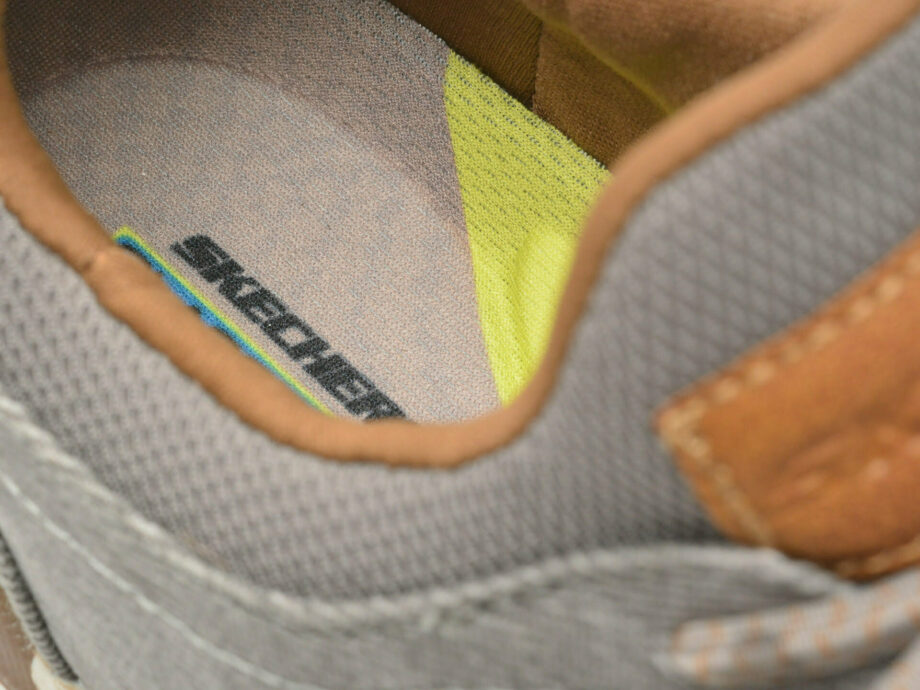 Comandă Încălțăminte Damă, la Reducere  Pantofi sport SKECHERS gri, GARZA, din material textil Branduri de top ✓