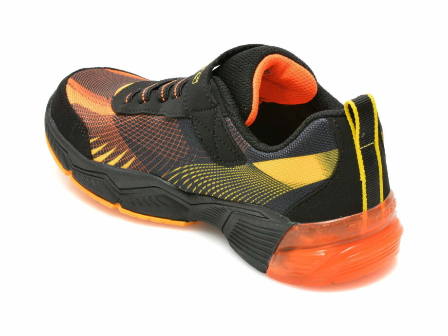 Comandă Încălțăminte Damă, la Reducere  Pantofi sport SKECHERS negri, THERMOFLUX 2, din material textil Branduri de top ✓