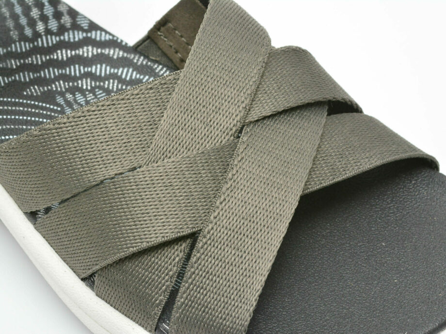 Comandă Încălțăminte Damă, la Reducere  Sandale CLARKS kaki, MIRATID, din material textil Branduri de top ✓