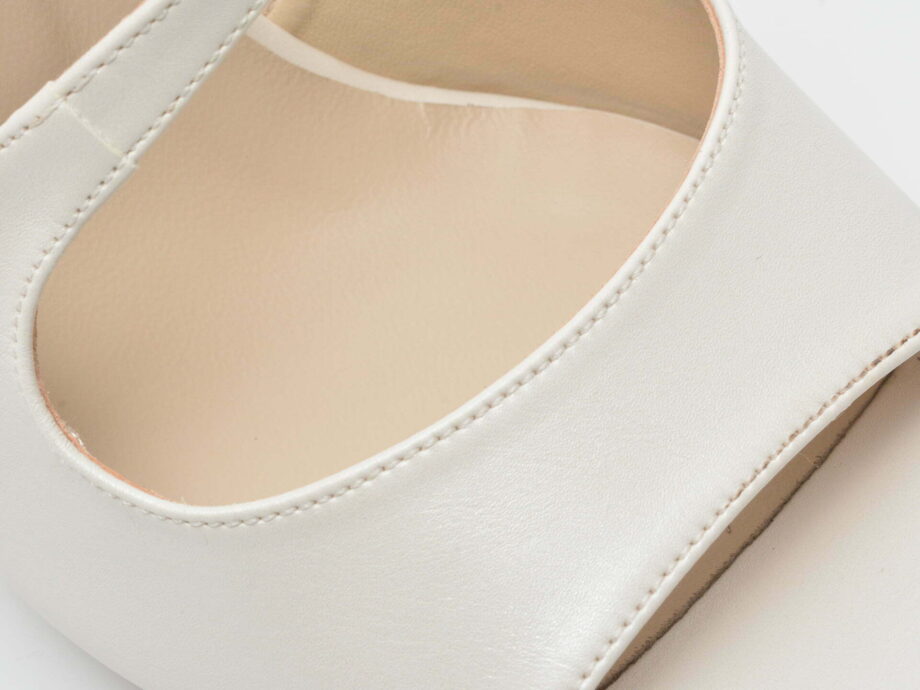 Comandă Încălțăminte Damă, la Reducere  Sandale EPICA albe, 383, din piele ecologica Branduri de top ✓