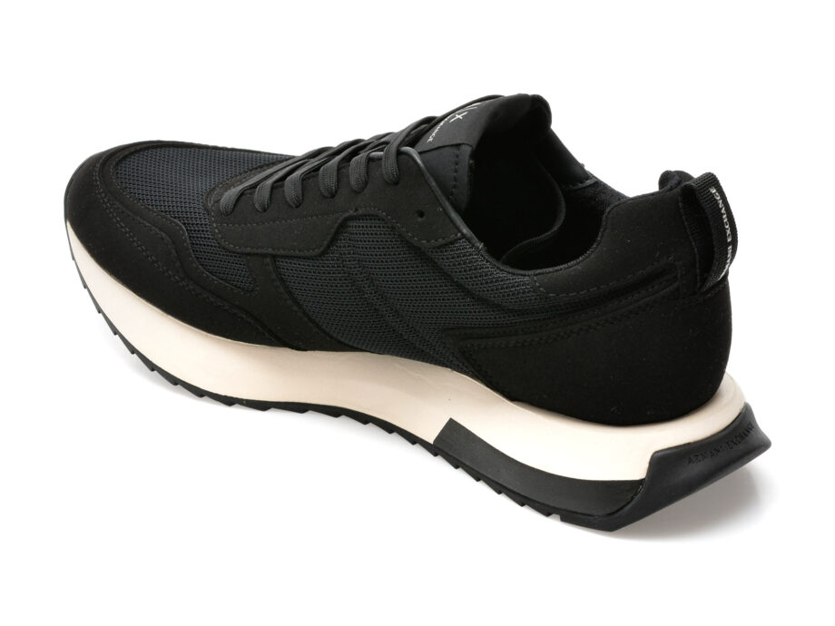 Comandă Încălțăminte Damă, la Reducere  Pantofi sport ARMANI EXCHANGE negri, XUX151, din material textil si piele ecologica Branduri de top ✓