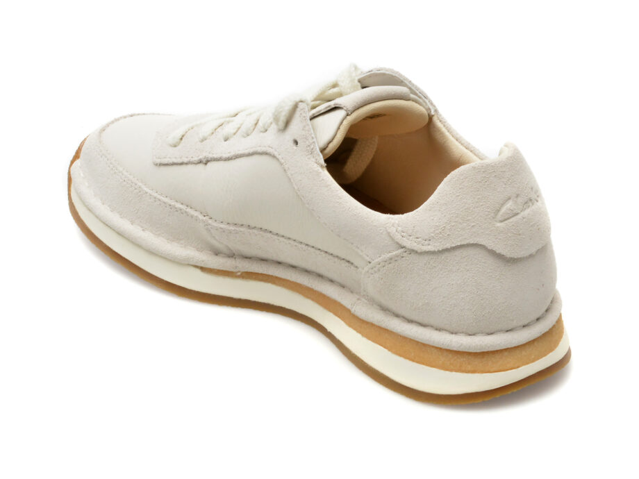 Comandă Încălțăminte Damă, la Reducere  Pantofi CLARKS albi, CRAFTRUN LACE 13-I, din piele intoarsa Branduri de top ✓
