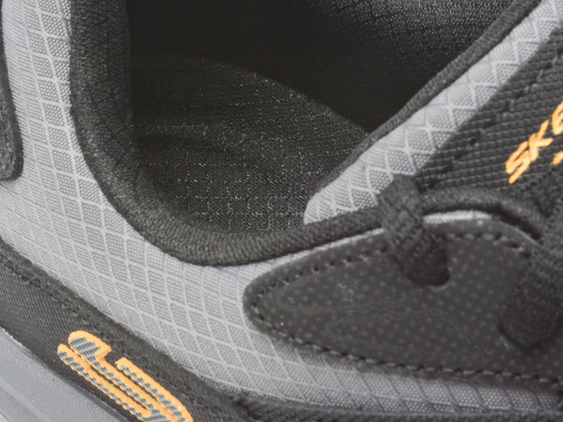 Pantofi sport SKECHERS negri, D LUX JOURNEY, din material textil - imagine 3