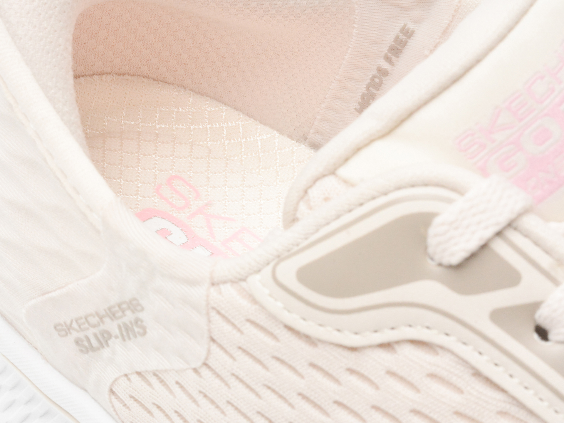 Pantofi sport SKECHERS nude, GO RUN CONSISTENT 2.0, din material textil - imagine 3