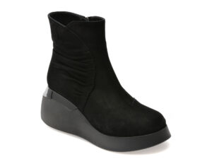Ghete IMAGE negre, 131695, din piele intoarsa