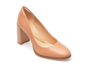 Pantofi CLARKS nude, FREVA 85 COURT, din piele naturala